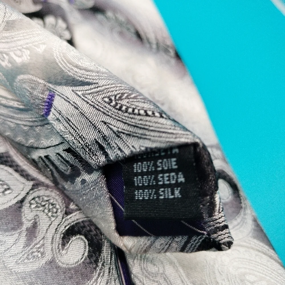 Robert Villini Couture Silk Necktie Tie Sevenfold Silver Gray Paisley Luxury